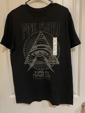 Goodfellow & Co size medium black Pink Floyd tshirt NWT